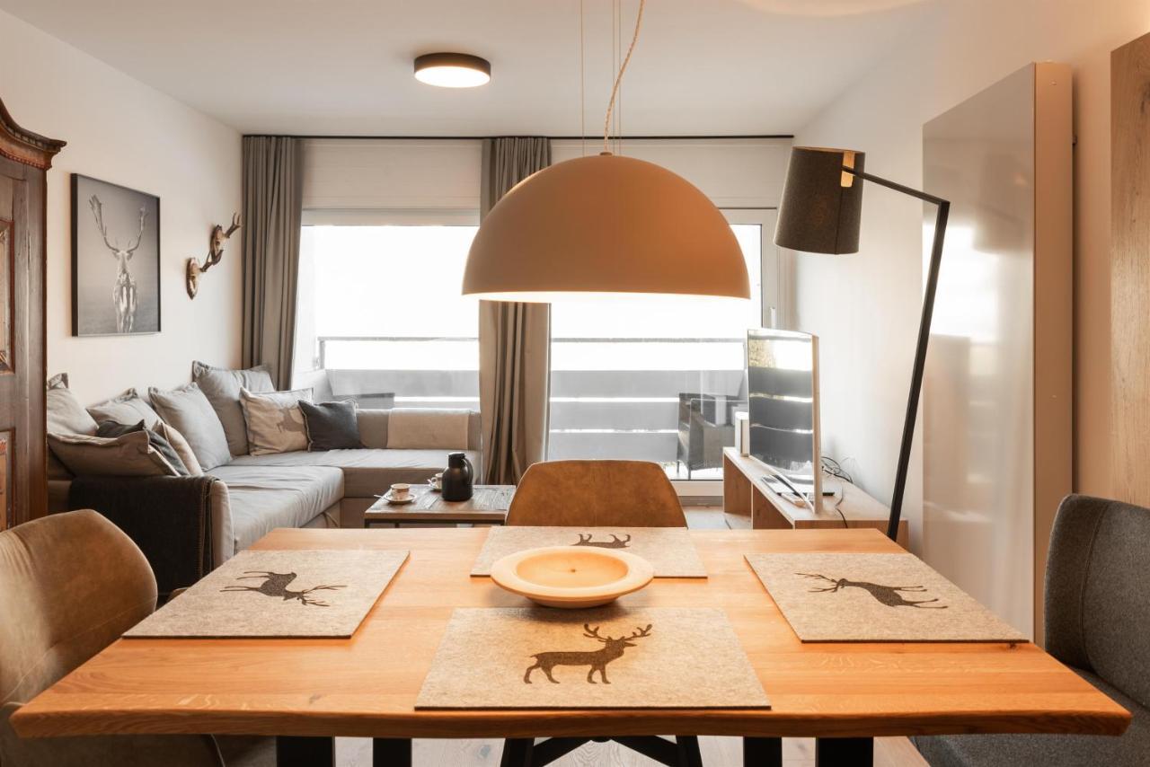 Apartment Alpenblick เอลล์เมา ภายนอก รูปภาพ