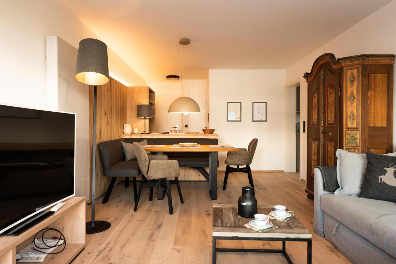 Apartment Alpenblick เอลล์เมา ภายนอก รูปภาพ