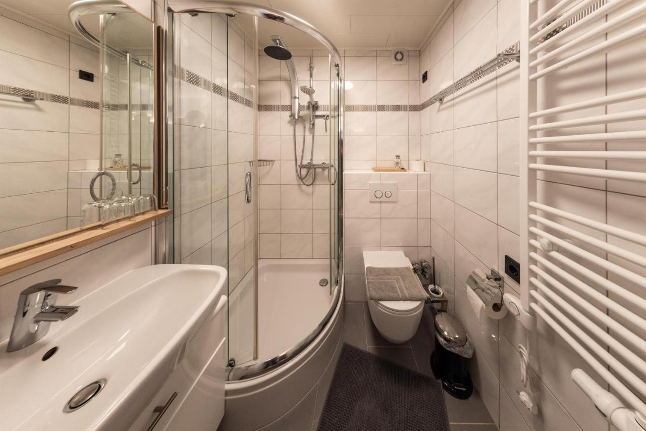 Apartment Alpenblick เอลล์เมา ภายนอก รูปภาพ